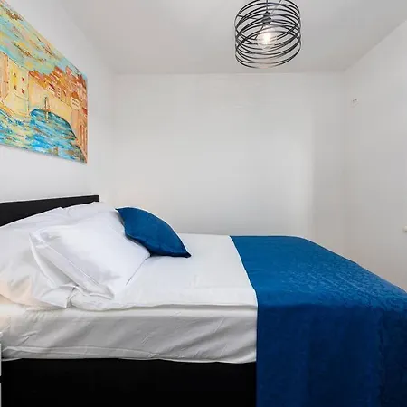 Apartmán Luka 2 *