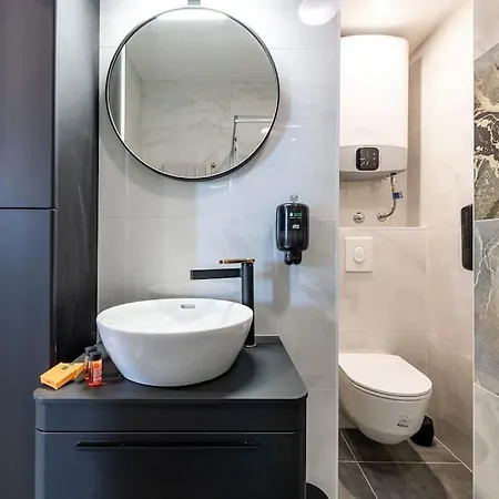 Luka 2 Apartman *